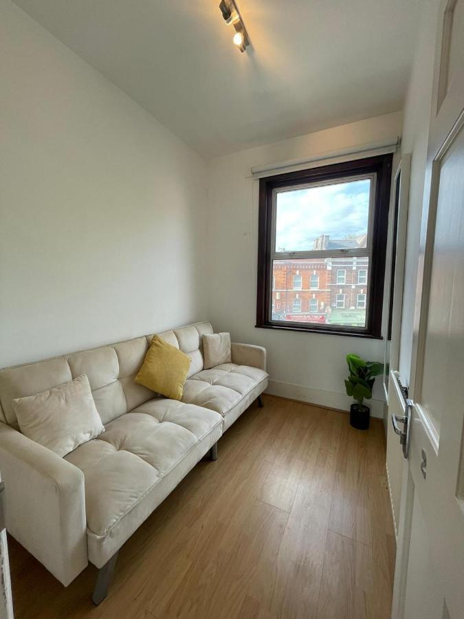 Amazing 3 Bedroom Flat Minutes From Tower Bridge Londen Buitenkant foto