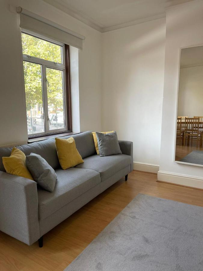 Amazing 3 Bedroom Flat Minutes From Tower Bridge Londen Buitenkant foto