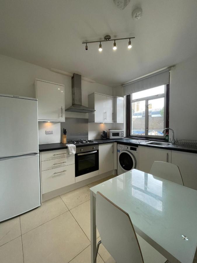 Amazing 3 Bedroom Flat Minutes From Tower Bridge Londen Buitenkant foto